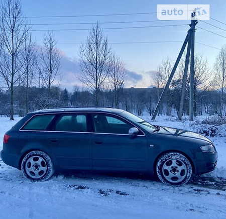 Audi A4 Limousine 2005  випуску Львів з двигуном 2 л бензин універсал механіка за 6849 долл. 