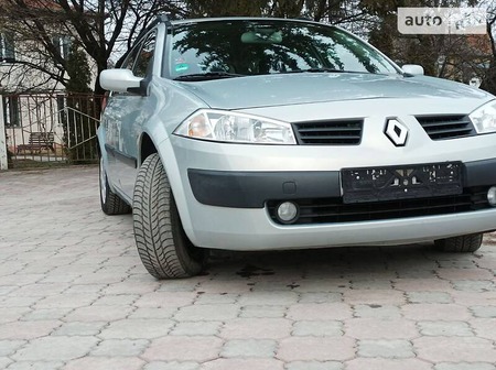 Renault Megane 2004  випуску Тернопіль з двигуном 1.4 л бензин універсал механіка за 5199 долл. 