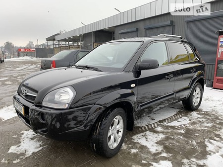 Hyundai Tucson 2009  випуску Київ з двигуном 2 л бензин позашляховик механіка за 10300 долл. 