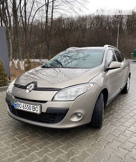 Renault Megane 2011  випуску Тернопіль з двигуном 1.5 л дизель універсал автомат за 7200 долл. 