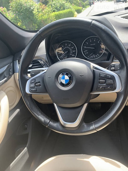 BMW X1 2015  випуску Дніпро з двигуном 2 л бензин позашляховик автомат за 20500 долл. 