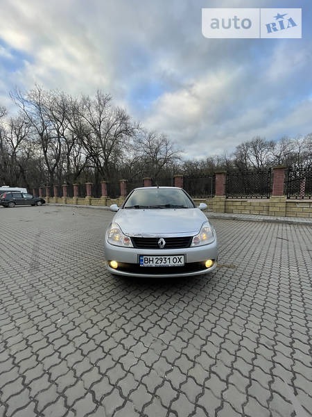 Renault Symbol 2010  випуску Одеса з двигуном 1.4 л бензин седан механіка за 5500 долл. 