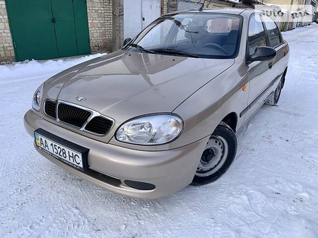 Daewoo Lanos 2008  випуску Київ з двигуном 1.5 л бензин седан механіка за 4800 долл. 