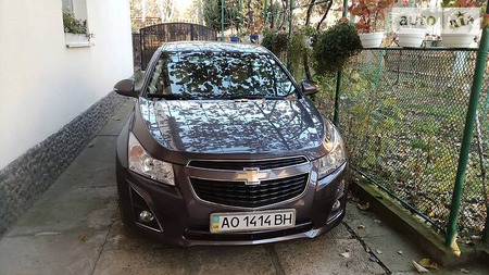 Chevrolet Cruze 2014  випуску Ужгород з двигуном 1.8 л бензин седан механіка за 8500 долл. 