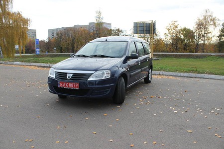 Dacia Logan MCV 2009  випуску Суми з двигуном 0 л бензин універсал механіка за 5800 долл. 