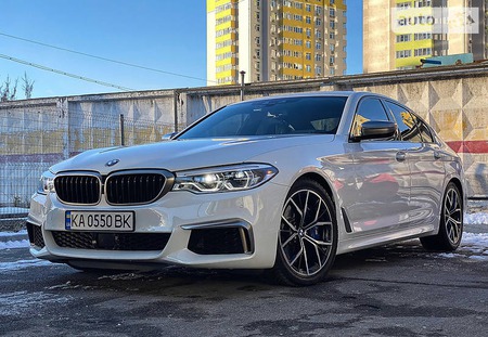 BMW 550 2020  випуску Київ з двигуном 4.4 л бензин седан автомат за 77000 долл. 