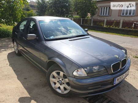 BMW 316 2000  випуску Ужгород з двигуном 1.9 л бензин седан механіка за 3500 долл. 
