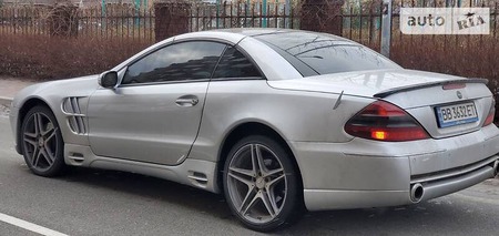 Mercedes-Benz SL 500 2002  випуску Київ з двигуном 5 л бензин кабріолет автомат за 9900 долл. 