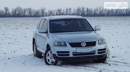 Volkswagen Touareg 2004  випуску Донецьк з двигуном 3.2 л  позашляховик автомат за 7895 долл. 