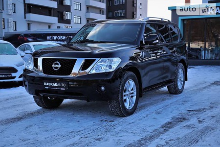 Nissan Patrol 2011  випуску Харків з двигуном 5.6 л бензин позашляховик автомат за 26500 долл. 