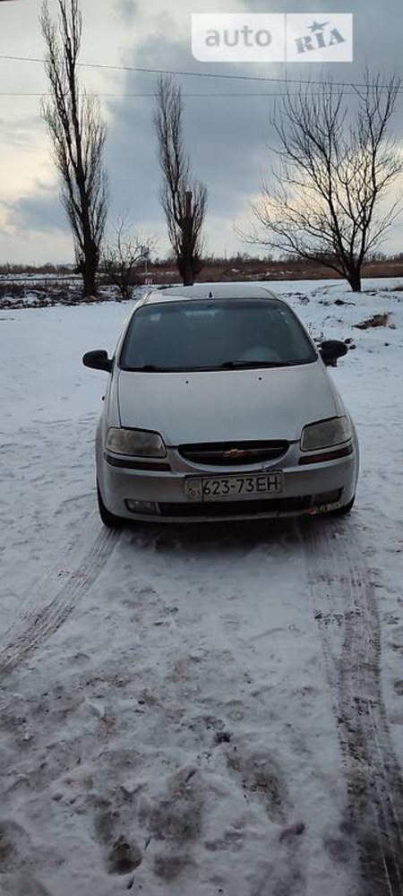 Chevrolet Aveo 2004  випуску Донецьк з двигуном 0 л  седан механіка за 3300 долл. 