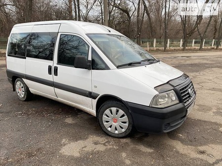 Fiat Scudo 2006  випуску Дніпро з двигуном 2 л дизель мінівен механіка за 5500 долл. 