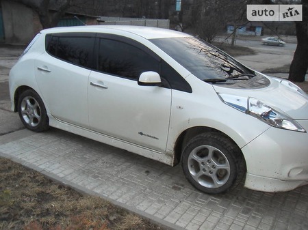 Nissan Leaf 2013  випуску Харків з двигуном 0 л електро хэтчбек автомат за 8500 долл. 