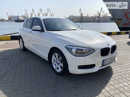 BMW 116 2014  випуску Одеса з двигуном 2 л дизель хэтчбек автомат за 16300 долл. 