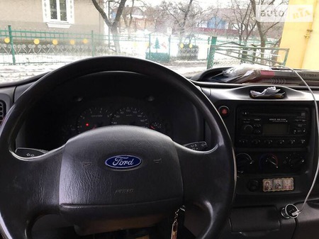 Ford Transit 2005  випуску Львів з двигуном 2 л дизель мінівен механіка за 3950 долл. 