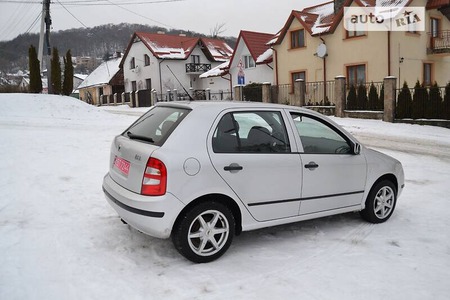 Skoda Fabia 2004  випуску Львів з двигуном 1.4 л бензин хэтчбек автомат за 5799 долл. 