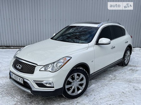 Infiniti QX50 2015  випуску Київ з двигуном 3.7 л бензин позашляховик  за 20900 долл. 