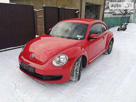 Volkswagen Beetle 2012  випуску Київ з двигуном 2.5 л бензин хэтчбек автомат за 11750 долл. 