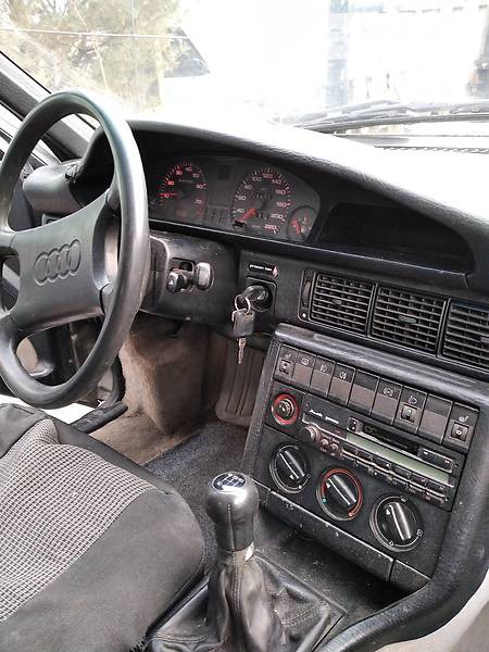 Audi 100 1990  випуску Запоріжжя з двигуном 0 л бензин універсал механіка за 2200 долл. 