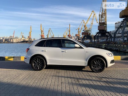 Audi SQ5 2015  випуску Одеса з двигуном 3 л бензин позашляховик автомат за 36300 долл. 