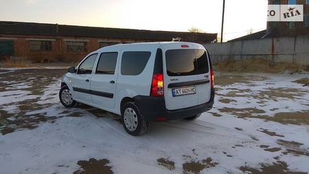 Dacia Logan 2010  випуску Івано-Франківськ з двигуном 1.4 л бензин універсал механіка за 4999 долл. 