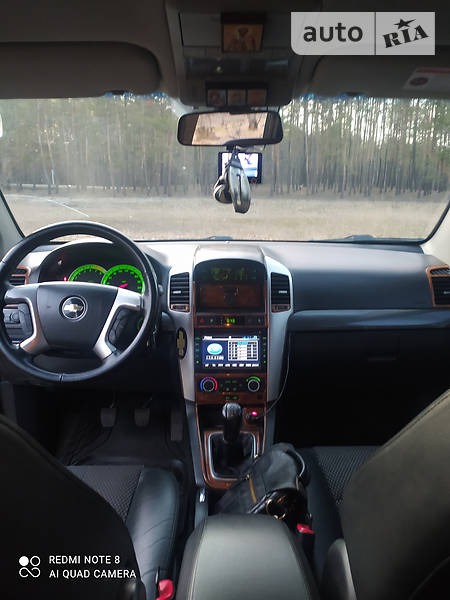 Chevrolet Captiva 2008  випуску Донецьк з двигуном 2.4 л  позашляховик механіка за 8300 долл. 