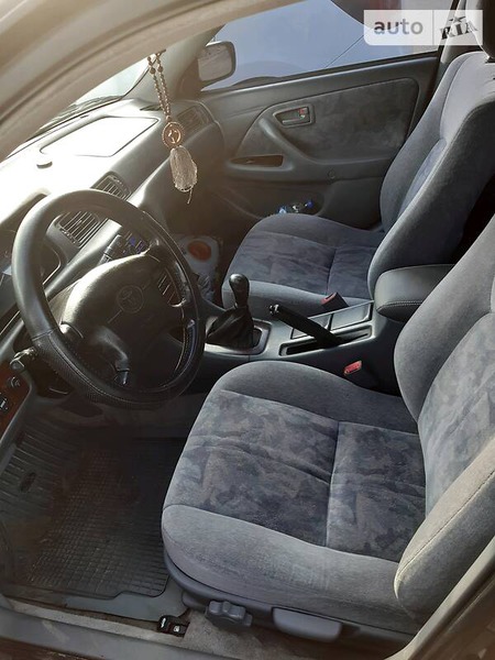 Toyota Camry 1997  випуску Одеса з двигуном 2.2 л бензин седан механіка за 5500 долл. 
