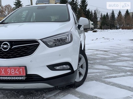 Opel Mokka 2018  випуску Львів з двигуном 1.6 л дизель позашляховик механіка за 14600 долл. 