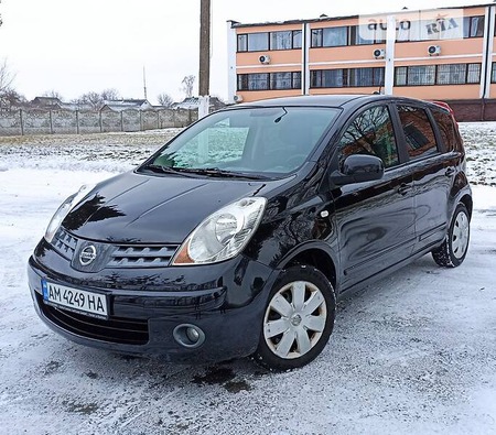 Nissan Note 2008  випуску Житомир з двигуном 1.4 л бензин хэтчбек механіка за 5150 долл. 