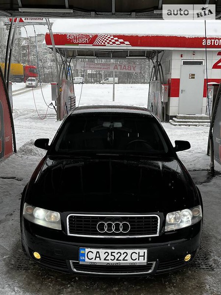 Audi A4 Limousine 2004  випуску Львів з двигуном 2 л  седан  за 6000 долл. 