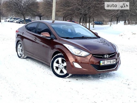 Hyundai Elantra 2013  випуску Харків з двигуном 1.8 л  седан механіка за 8700 долл. 