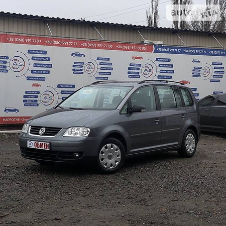 Volkswagen Touran 2007  випуску Дніпро з двигуном 1.6 л  мінівен механіка за 7200 долл. 