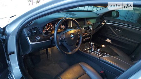 BMW 535 2013  випуску Харків з двигуном 3 л дизель седан автомат за 26000 долл. 