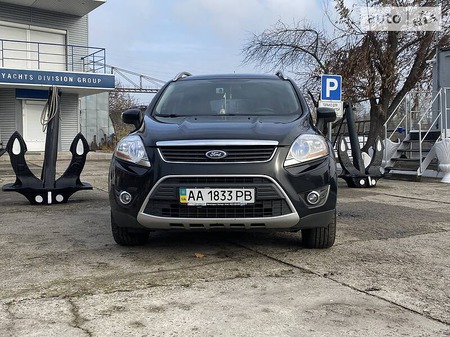 Ford Kuga 2011  випуску Київ з двигуном 2.5 л  позашляховик автомат за 11600 долл. 