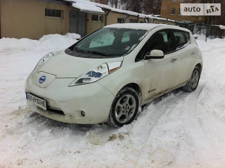 Nissan Leaf 2013  випуску Харків з двигуном 0 л електро хэтчбек автомат за 10900 долл. 