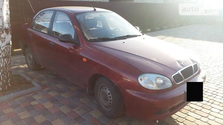 Daewoo Lanos 2005  випуску Київ з двигуном 1.5 л бензин седан механіка за 2800 долл. 