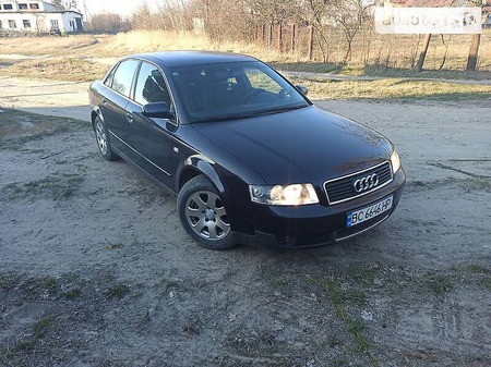 Audi A4 Limousine 2001  випуску Львів з двигуном 2 л  седан механіка за 5900 долл. 