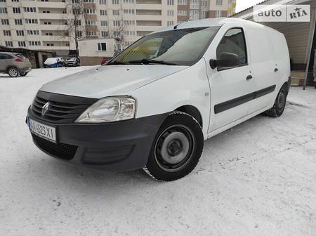 Renault Logan Van 2012  випуску Київ з двигуном 1.6 л бензин універсал механіка за 3600 долл. 