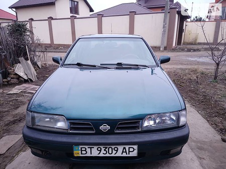 Nissan Primera 1996  випуску Херсон з двигуном 1.6 л бензин седан механіка за 3000 долл. 