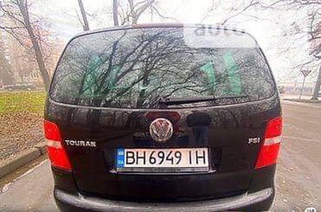 Volkswagen Touran 2005  випуску Одеса з двигуном 1.6 л бензин мінівен автомат за 6800 долл. 