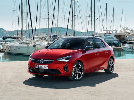 Opel Corsa 2021  випуску  з двигуном 1.2 л бензин хэтчбек автомат за 594100 грн. 