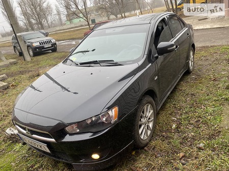 Mitsubishi Lancer 2015  випуску Дніпро з двигуном 2 л  седан автомат за 10300 долл. 