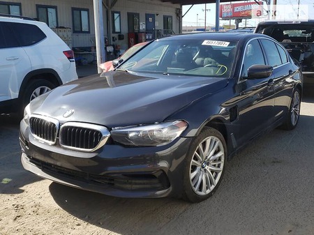 BMW 540 2020  випуску Київ з двигуном 0 л бензин седан автомат за 33900 долл. 