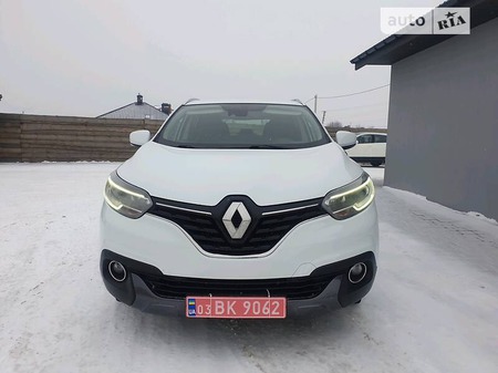 Renault Kadjar 2015  випуску Львів з двигуном 0 л дизель позашляховик автомат за 17250 долл. 