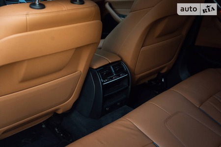BMW 540 2017  випуску Львів з двигуном 3 л бензин седан автомат за 38500 долл. 