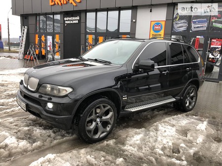 BMW X5 2005  випуску Тернопіль з двигуном 4.4 л  позашляховик автомат за 12800 долл. 