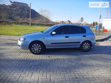 Nissan Almera 2005  випуску Ужгород з двигуном 1.5 л бензин хэтчбек механіка за 4700 долл. 