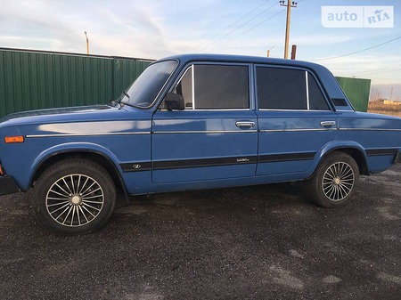 Lada 2106 2000  випуску Херсон з двигуном 1.5 л бензин седан  за 2000 долл. 