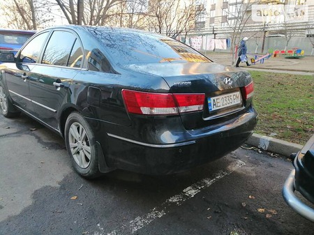 Hyundai Sonata 2008  випуску Миколаїв з двигуном 2 л бензин седан автомат за 7200 долл. 