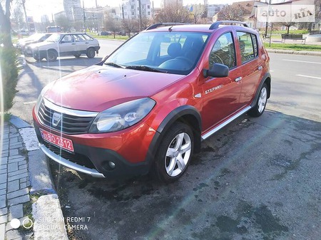 Dacia Sandero Stepway 2010  випуску Миколаїв з двигуном 0 л  позашляховик механіка за 6500 долл. 